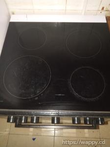 Plaque de cuisson et four
