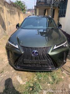 Lexus ux250