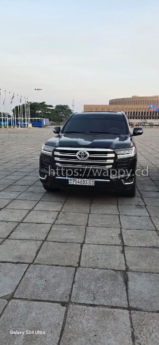 Toyota land Cruiser GXR