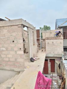 Maison en étage en cours de construction