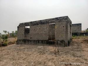 Opportunité parcelle 20x20m avec maison