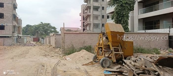 Terrain 210m² à Gombe Zone A – Réf: GLM