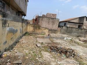 Parcelle vide – Limete, Route Universitaire