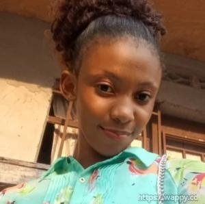 Nounou, garde enfants