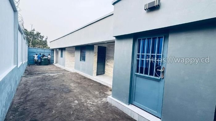 Parcelle Locative 3 Compartiments – Quartier Plaza