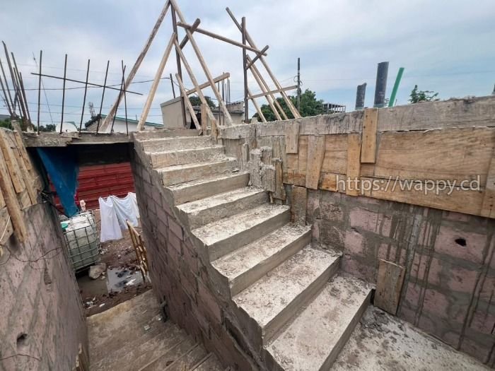 Parcelle Avec Fondation en Étage – Kintambo Jamaïq