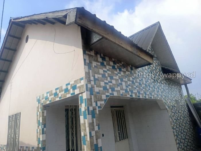 PARCELLE BÂTIE DE 250 m² – CAMP PM, N'sele