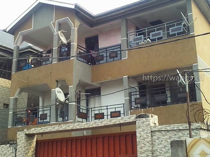 Parcelle à usage locatif avec maison R+2