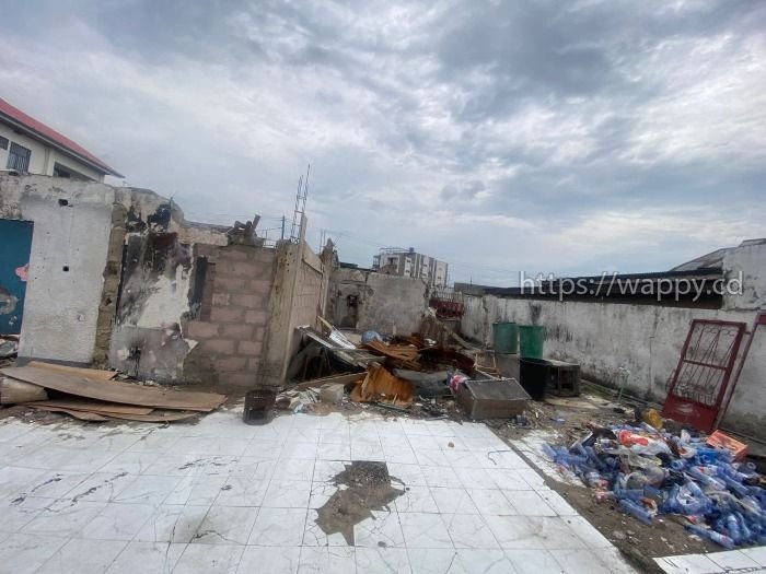 Grande parcelle de 960 m²  à Limete Résidentiel