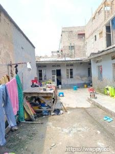 Parcelle morcelée avec revenu 500$/mois