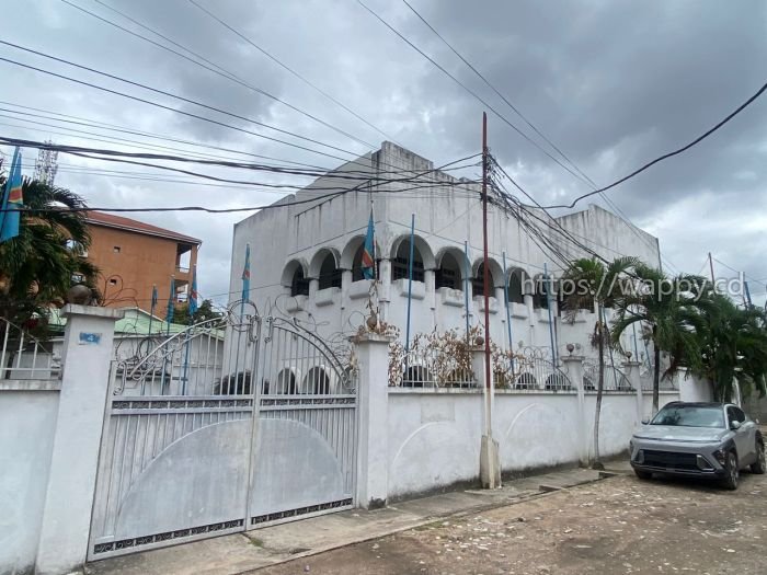 Villa de luxe R+1 à Ngaliema – Quartier GB