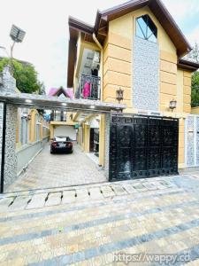 Parcelle avec deux villas jumelées modernes