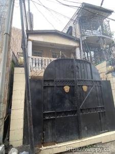 Parcelle d’un niveau (R+1) à Limete Résidentiel