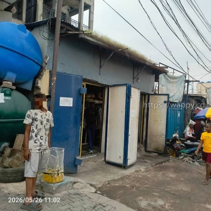 PARCELLE COMMERCIALE À LIMETE 1ère Rue Ind.