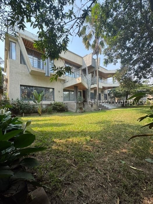 VILLA DE LUXE AVEC 5 CHAMBRES À MACAMPAGN