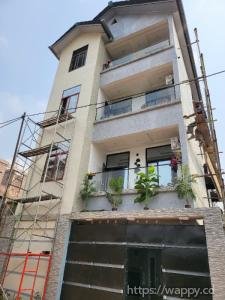 Immeuble locatif de 7 appartements à Bandal
