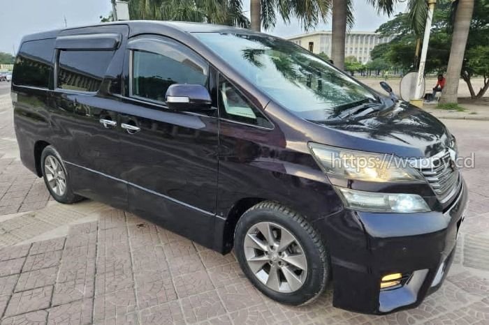 VELLFIRE TOYOTA ALPHARD NOUVEAU FULL OPTIONS