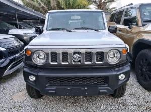 Suzuki Jimny 2025