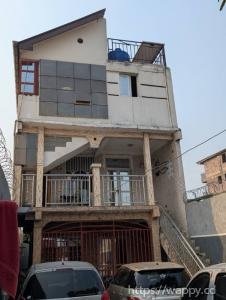 PARCELLE AVEC IMMEUBLE LOCATIF DE 4 APPARTEMENTS