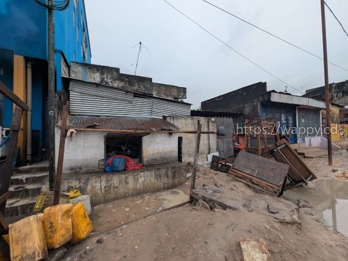 PARCELLE DE 500 M² À LINGWALA – HUILERIE