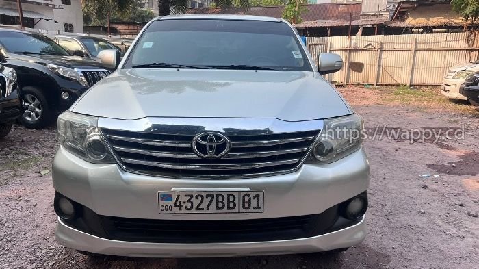 Toyota Fortuner 2015