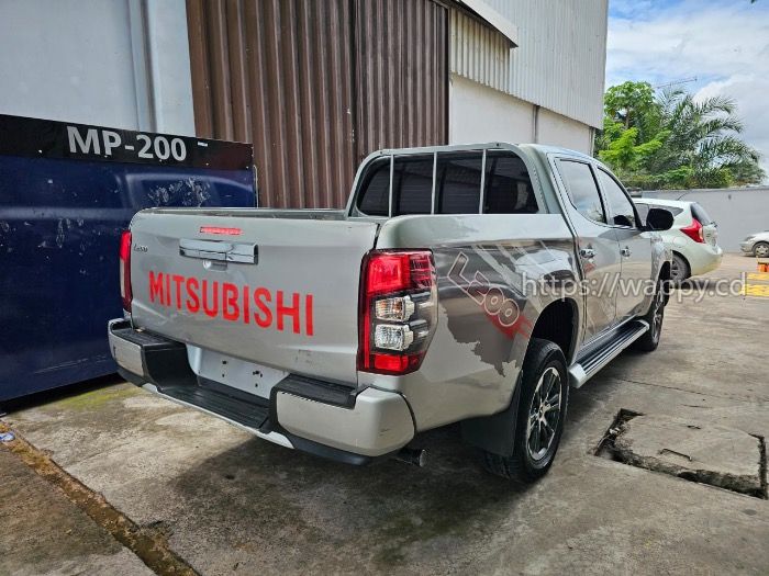 Mitshubishi L200